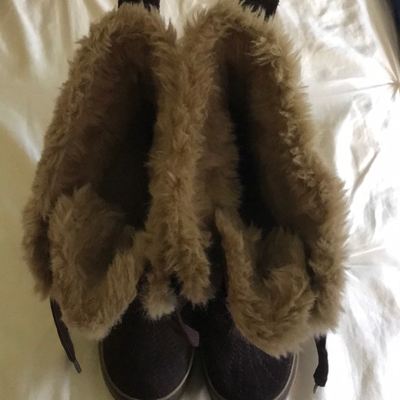 Sorel Winter Boots - Picture 3 of 5